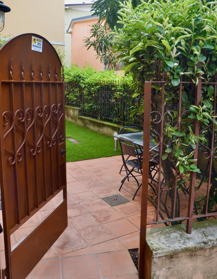 Duomo26 Boutique Apartment Desenzano del Garda Exterior foto