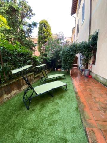 Duomo26 Boutique Apartment Desenzano del Garda Exterior foto